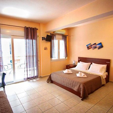 Arianna Studios 7 Cavala Exterior foto