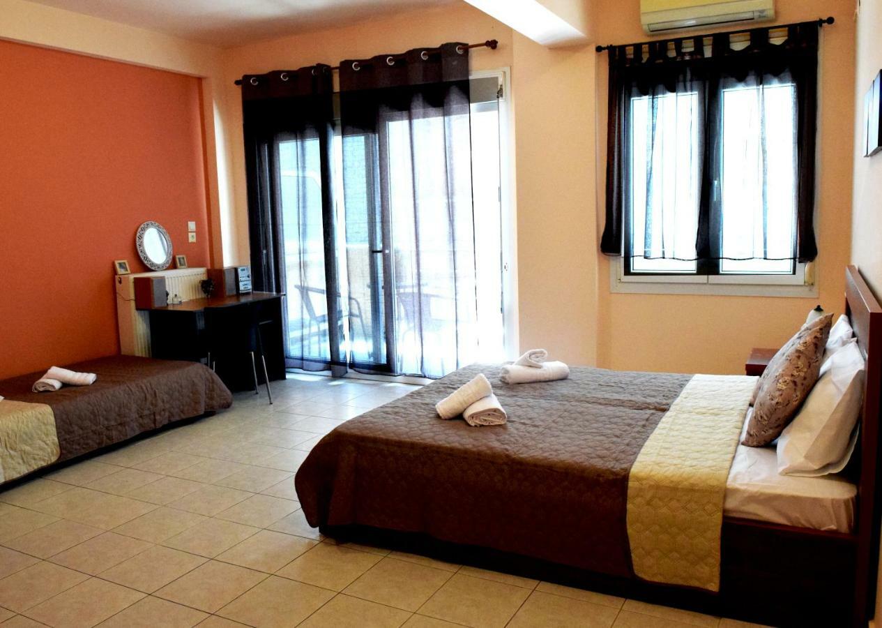 Arianna Studios 7 Cavala Exterior foto