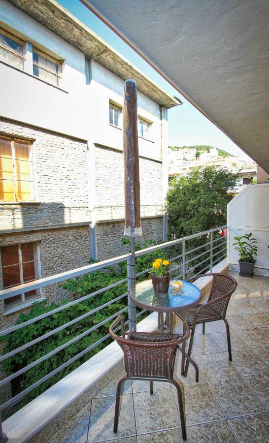 Arianna Studios 7 Cavala Exterior foto